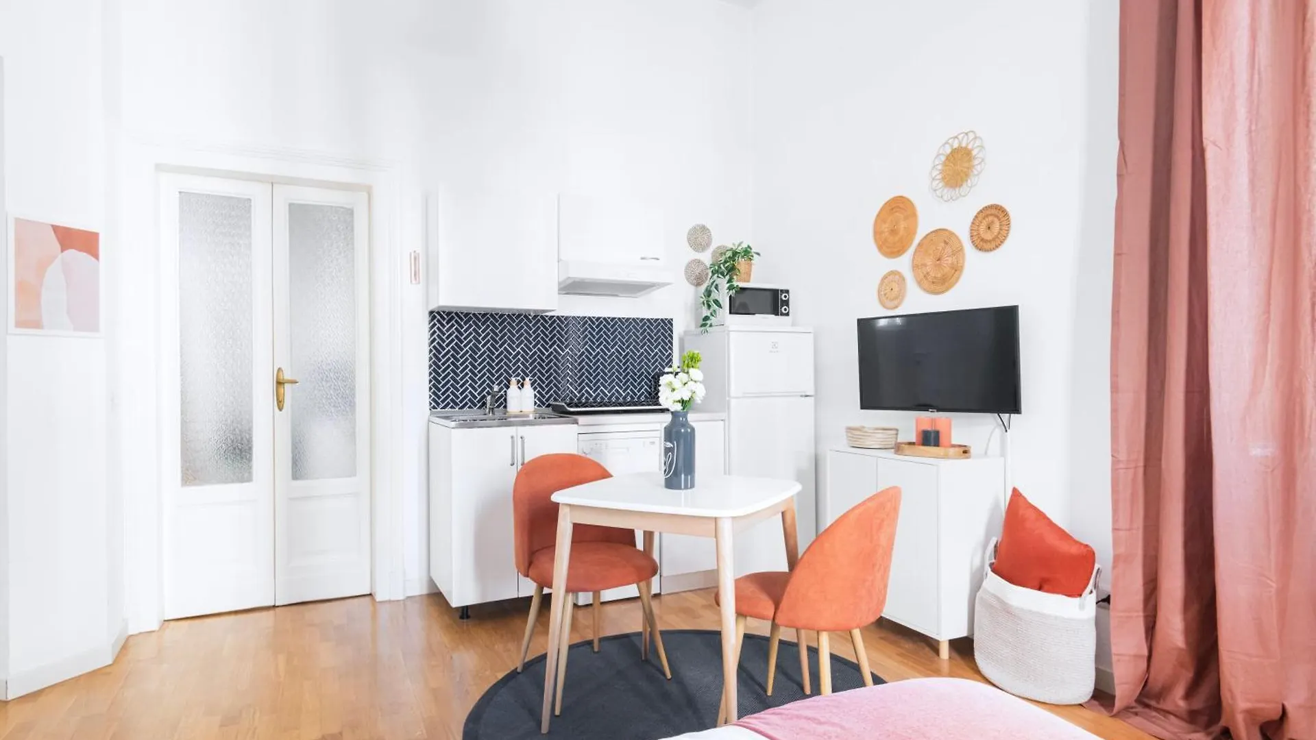 Apartamento Easylife - Accogliente Monolocale Zona Washington Milán 0*,  Italia