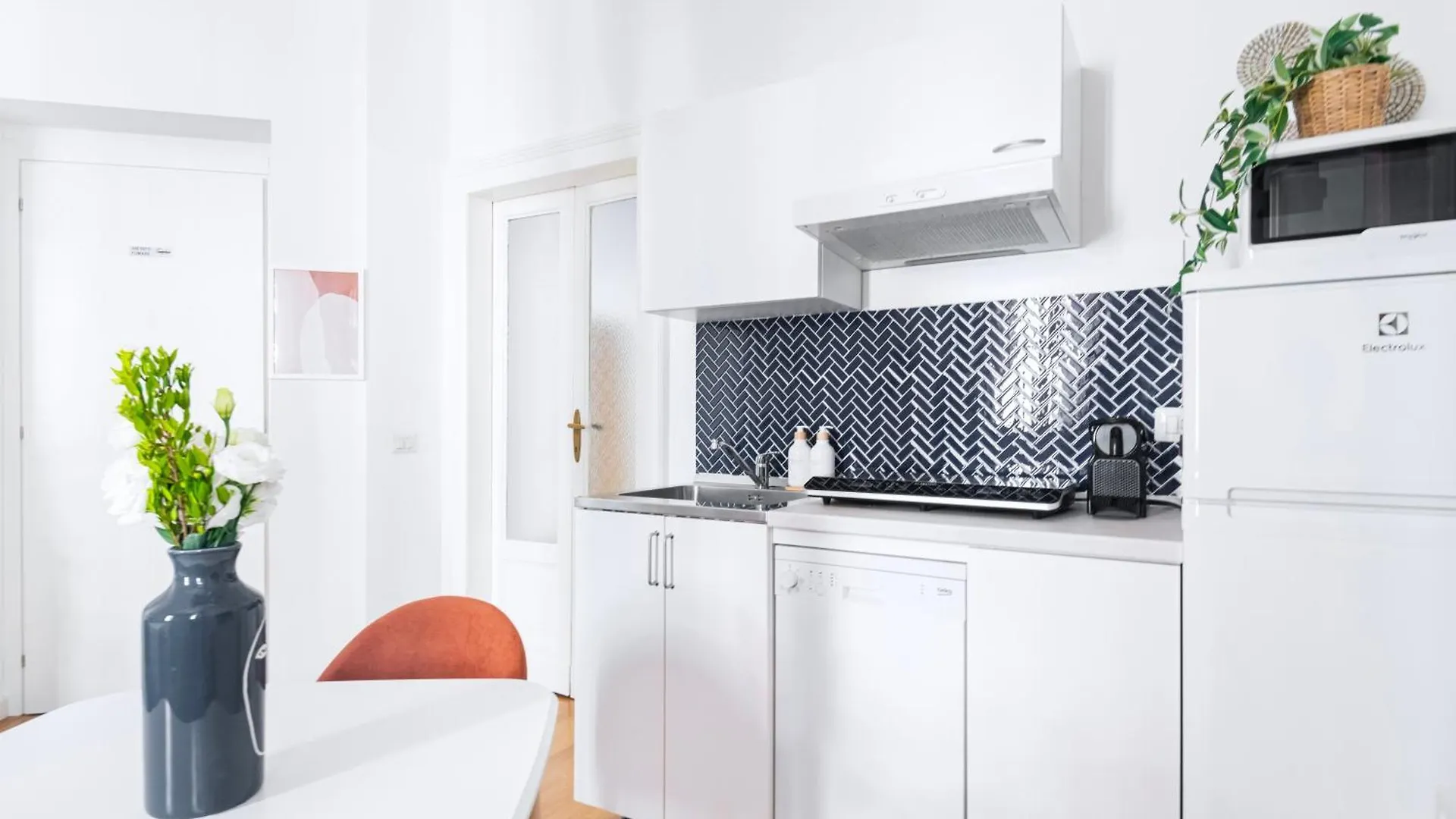 Apartamento Easylife - Accogliente Monolocale Zona Washington Milán